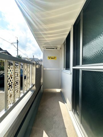 ペアスタ常三島のバルコニー