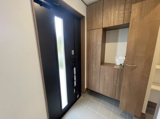 ☆横浜市栄区庄戸3丁目 新築戸建て/カースペース4台