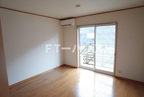 メルローズプレイスの居間・リビング