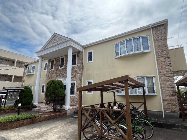 メルローズプレイスの外観