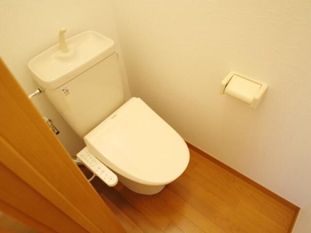 メルローズプレイスのトイレ