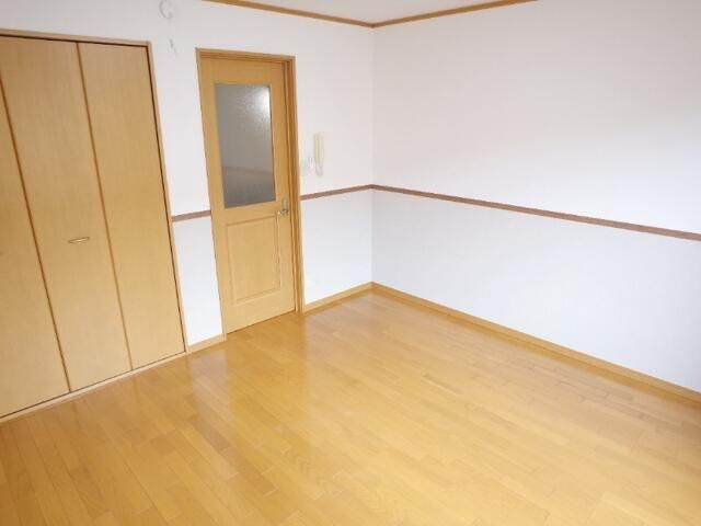 メルローズプレイスの居間・リビング