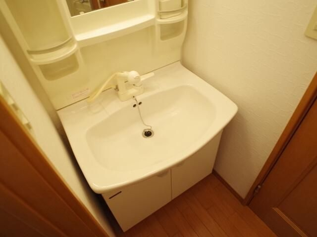 メルローズプレイスの洗面所