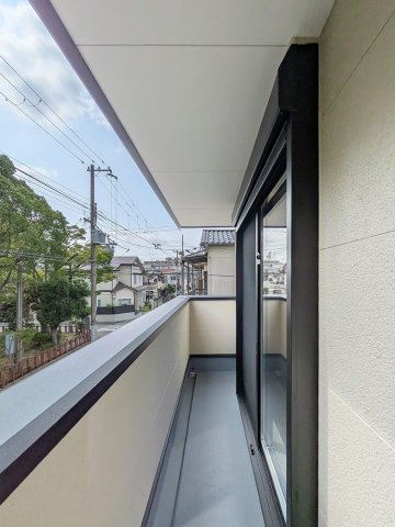 崇徳院新築戸建のバルコニー|東側は蓬川公園ですので開放感があります