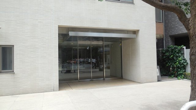 パークホームズ文京白山のエントランス