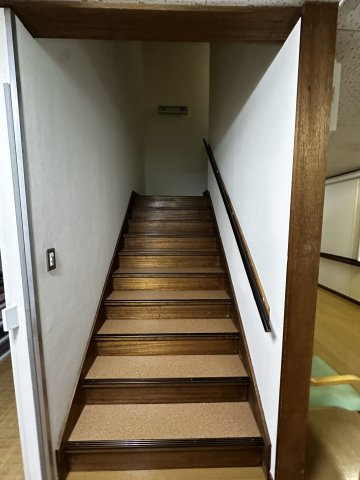 【玄関】 | 北見市高栄西町中古住宅