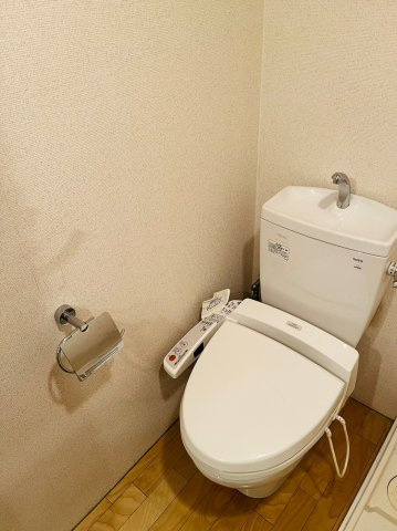 ！！仲介手数料0！！リアライズ名城公園のトイレ