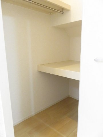 フェリーチェ　光の収納