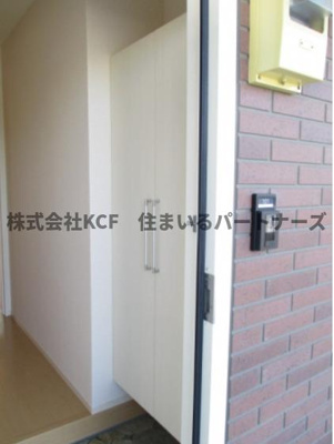 【玄関】 | パテル・ヴィオラ | 明るい玄関です