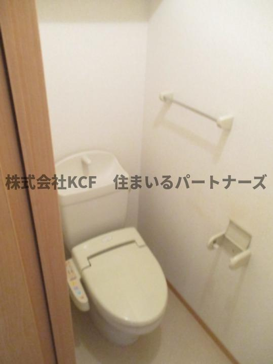グランドソレーユ東合川のトイレ|清潔感のあるトイレです