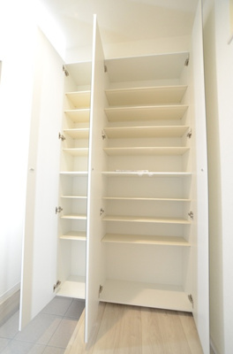 【玄関】 | 海老名市門沢橋２丁目 新築戸建て 全6棟【仲介手数料無料】