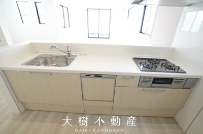 【キッチン】 | 海老名市門沢橋２丁目 新築戸建て 全6棟【仲介手数料無料】