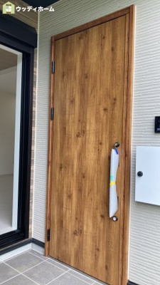 【玄関】 | 越谷市花田10期　新築一戸建て　1号棟