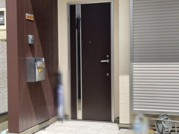 コアノス小本の玄関|現状優先です。