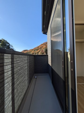 【バルコニー】