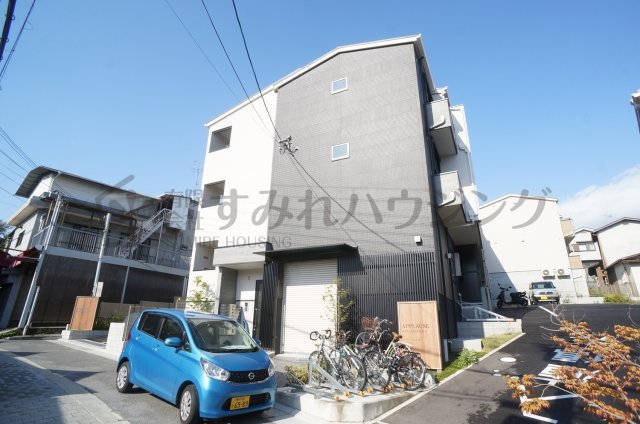 アプローズ清荒神の外観