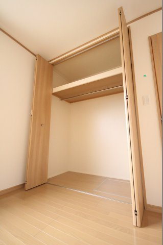 サンゴールドの収納|※お部屋により仕様が異なる場合があります※