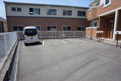 【駐車場】 | ルマージュ神戸3番館