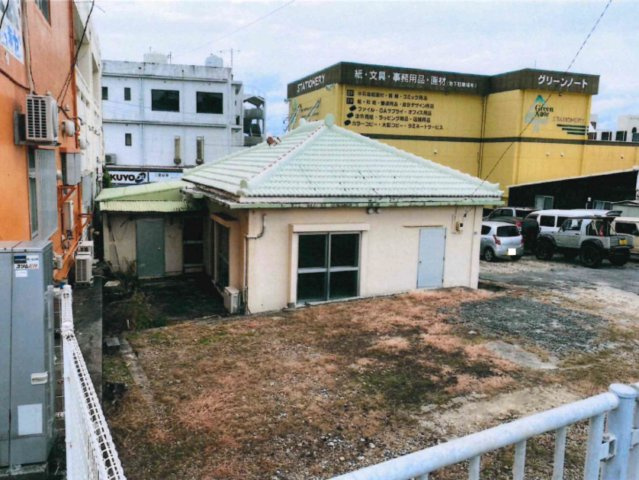 宜野湾市伊佐３丁目　売土地の外観