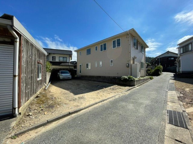 【No.7327】浦富中古住宅/4LDK/LDK17.5帖/浦富海岸まで徒歩1分の前面道路含む現地写真