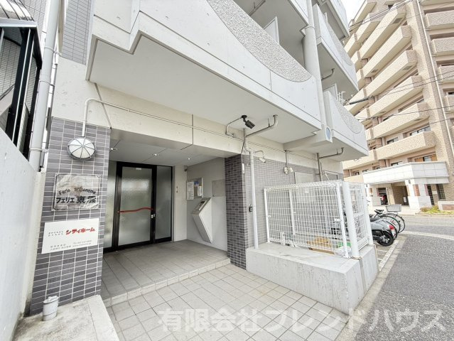 【エントランス】 | フェリエ東雲