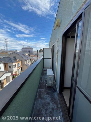 バルコニーからの眺めを楽しみながら食事をしませんか 