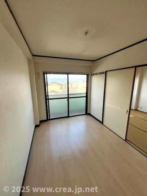 スタンダードな洋室です 