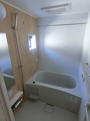 【浴室】 | リバーサイド東巌城 | イメージ202写真