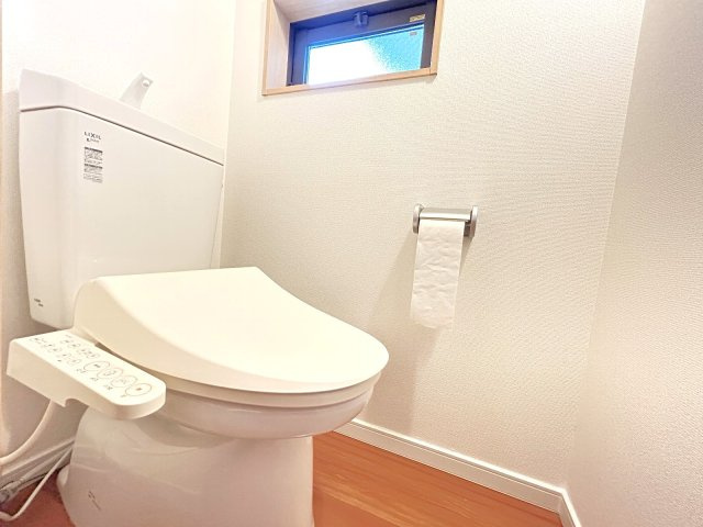 杉並区高円寺南３丁目　中古一戸建　東京メトロ丸ノ内線のトイレ