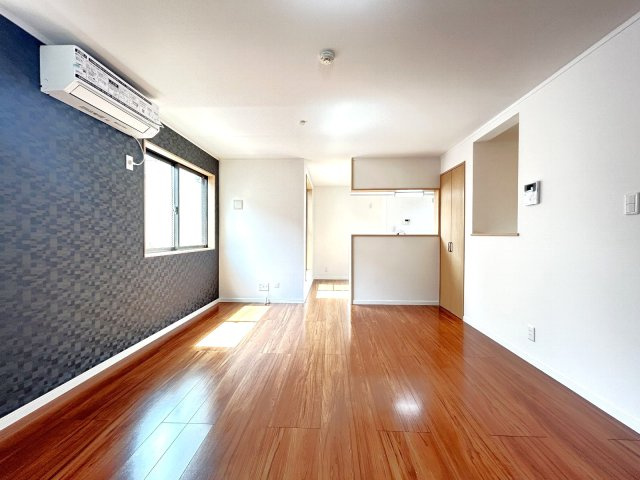 杉並区高円寺南３丁目　中古一戸建　東京メトロ丸ノ内線の居間・リビング