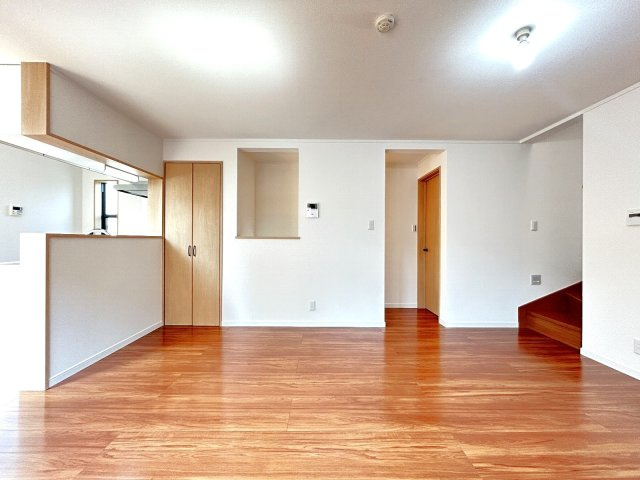 杉並区高円寺南３丁目　中古一戸建　東京メトロ丸ノ内線の居間・リビング