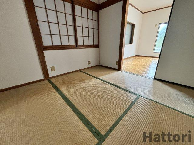 栗ヶ丘町戸建の和室