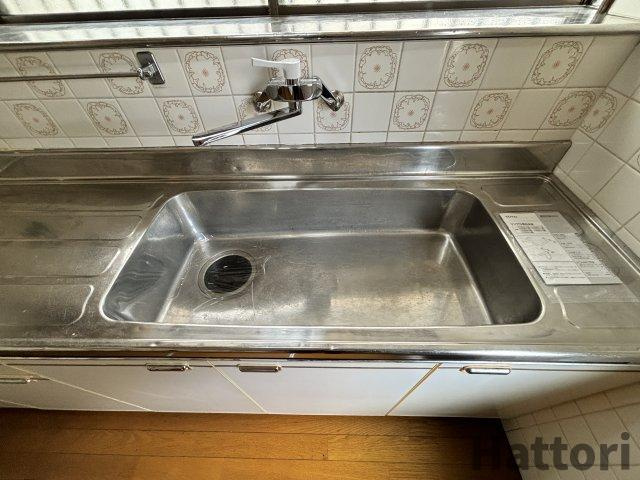 栗ヶ丘町戸建のキッチン