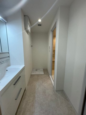 【玄関】 | ライオンズマンション湘南茅ケ崎 | 明るい玄関です