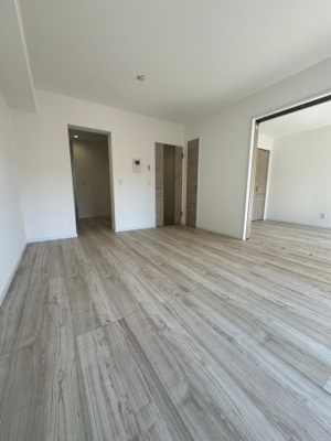 【居間・リビング】 | ライオンズマンション湘南茅ケ崎 | こちらのリビングで趣味の時間をお楽しみください