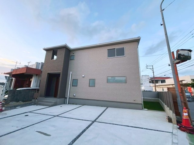 リーブルガーデン沖縄市池原　2号棟の外観|外観