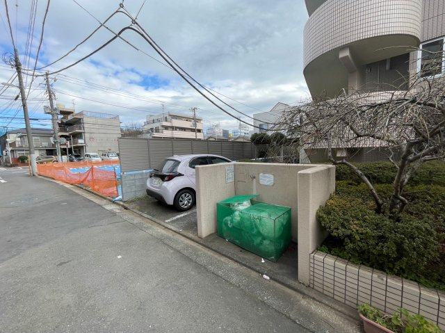 カーサ伊藤の居間・リビング|＊他号室参考写真