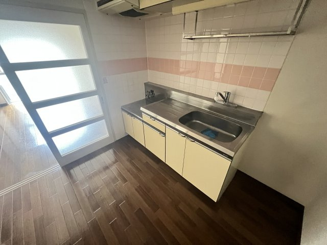 カーサ伊藤のキッチン|＊他号室参考写真