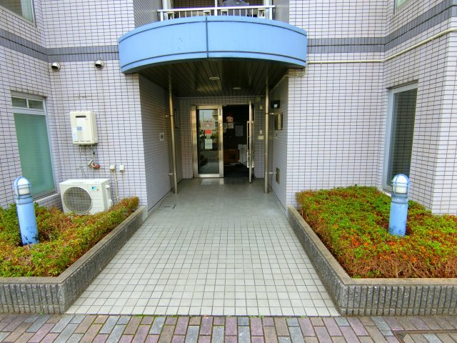 セントラル和泉のエントランス