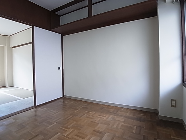 神戸市北区鈴蘭台東町６丁目の賃貸マンション