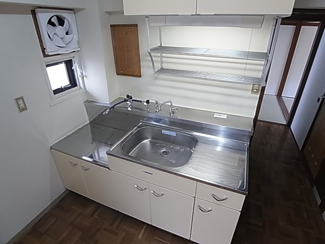 神戸市北区鈴蘭台東町６丁目の賃貸マンション