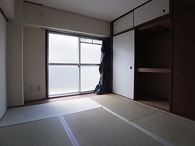 神戸市北区鈴蘭台東町６丁目の賃貸マンションの内装