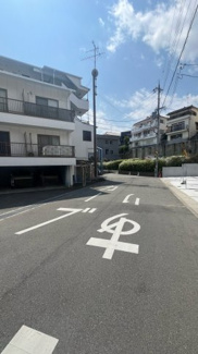 【前面道路含む現地写真】
