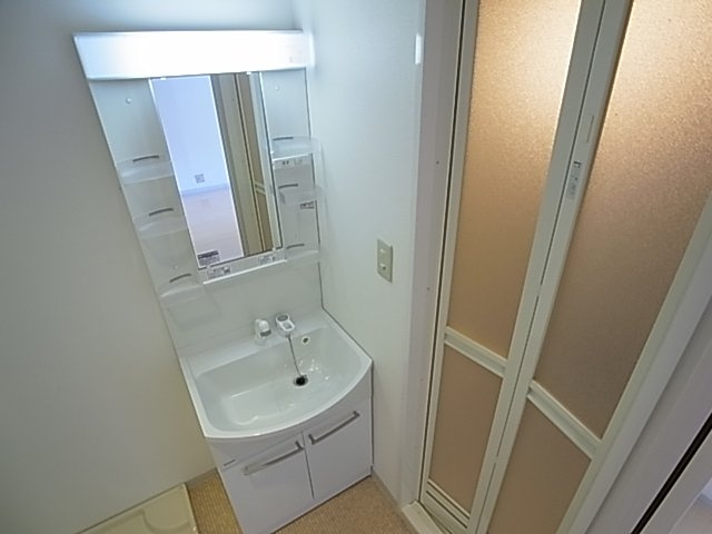 神戸市長田区長者町の賃貸マンションの洗面所|シャンプードレッサー