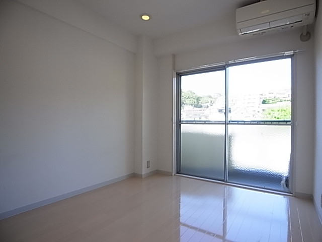 神戸市長田区長者町の賃貸マンションの内装|洋室