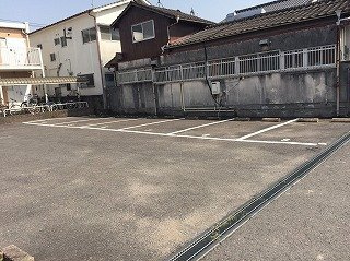 レオパレス紺屋町のその他|敷地内駐車場