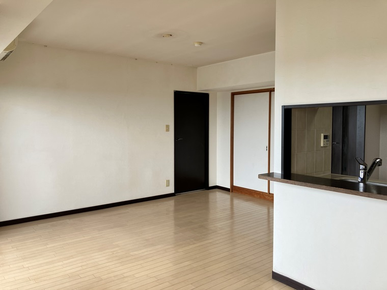 モアクレスト千葉Ａ棟の居間・リビング