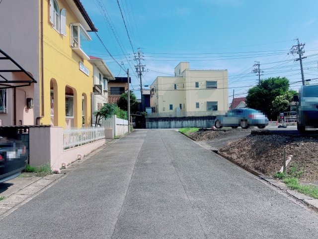 半田市岩滑中町1丁目　土地の前面道路含む現地写真