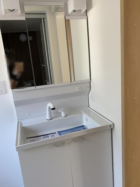 八代市日置町戸建の独立洗面台