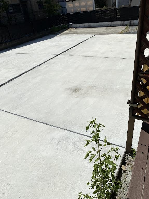 八代市日置町戸建の駐車場|４台から５台ほど停められます。